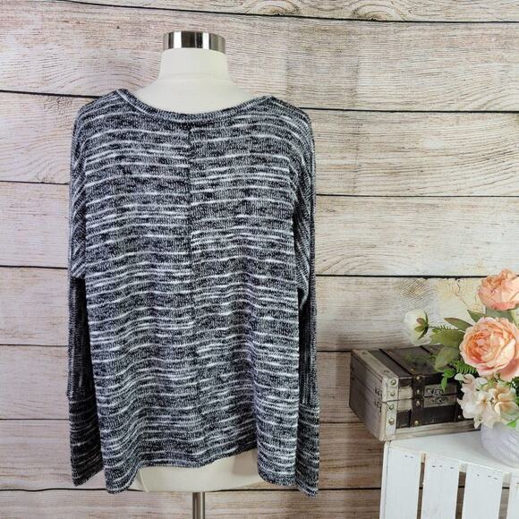 Splendid Women's Lightweight Slouchy Pocket Heather Sweater Size Large - Picture 4 of 7